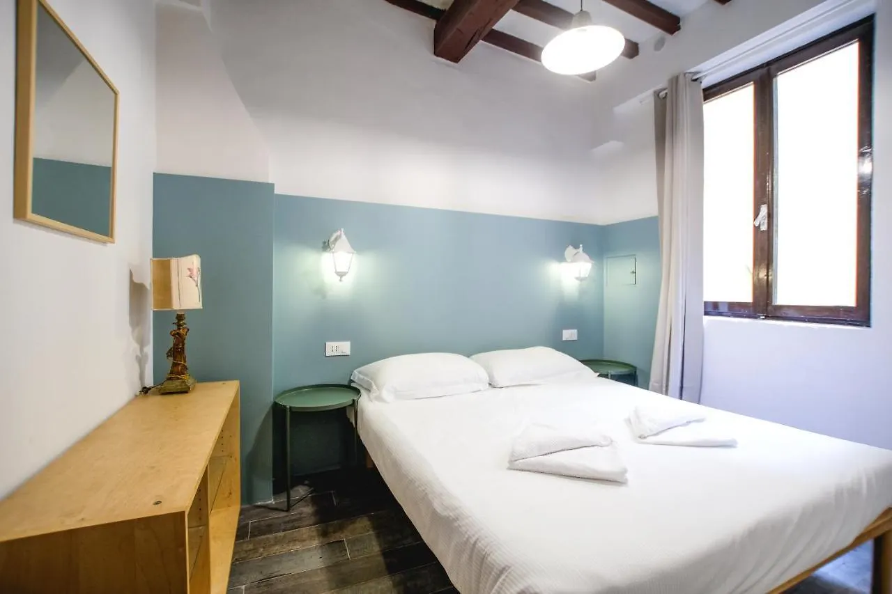 Apartment Space, Comfort And Beauty Near Ponte Vecchio Florence