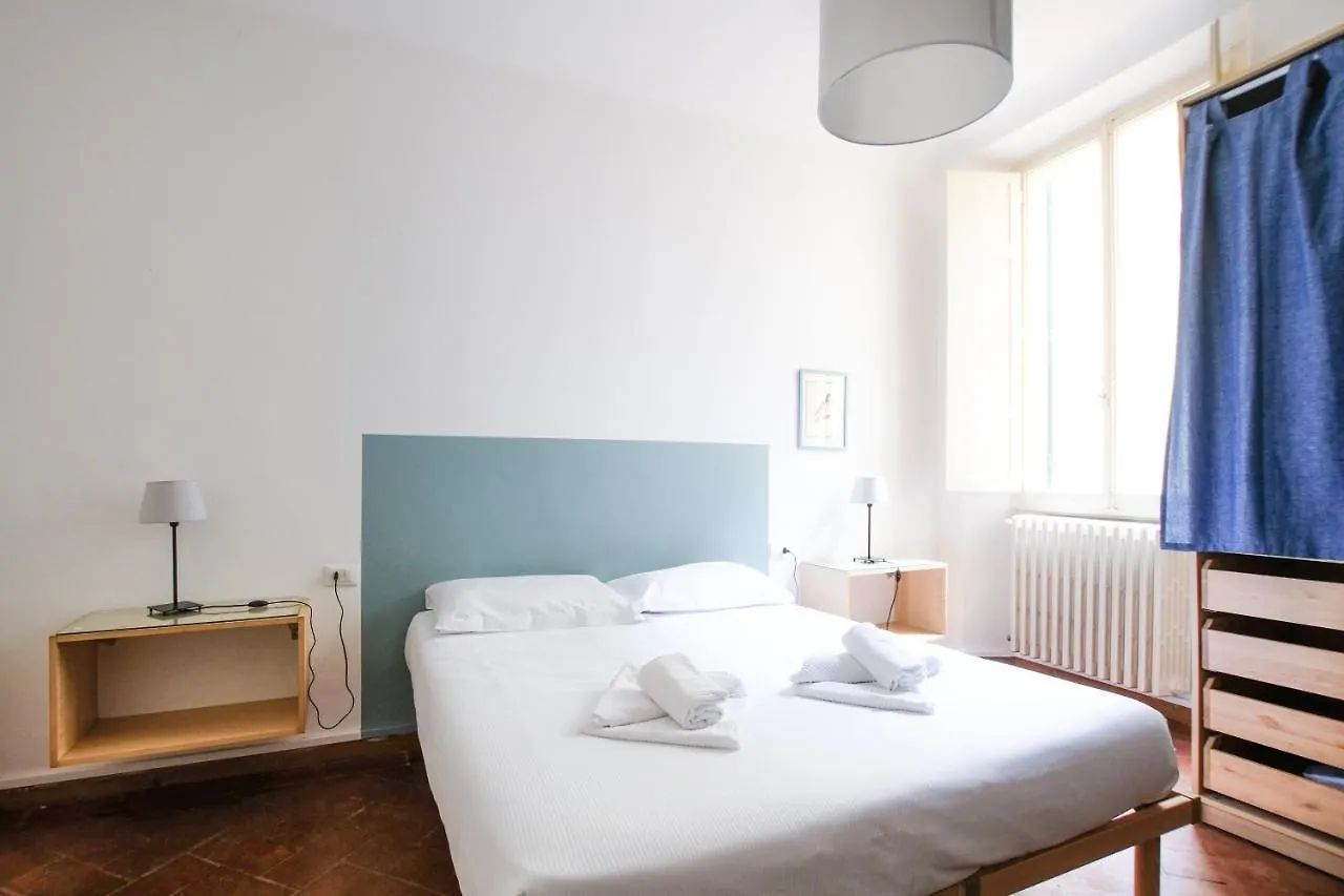 Apartment Space, Comfort And Beauty Near Ponte Vecchio Florence